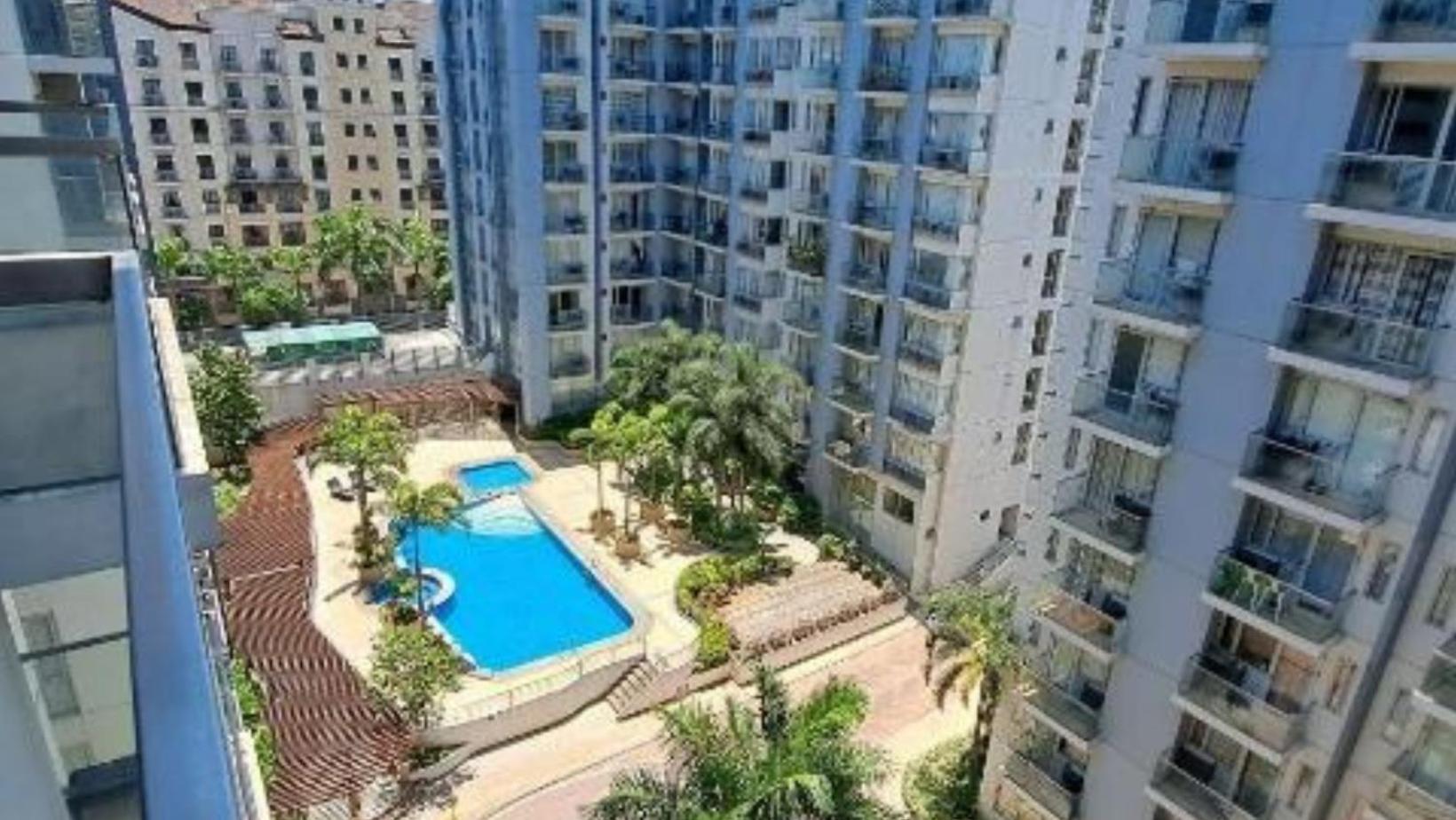 One Palm Tree Villas Condominium - Studio 10O With Balcony - Across Terminal 3 Airport مانيلا المظهر الخارجي الصورة